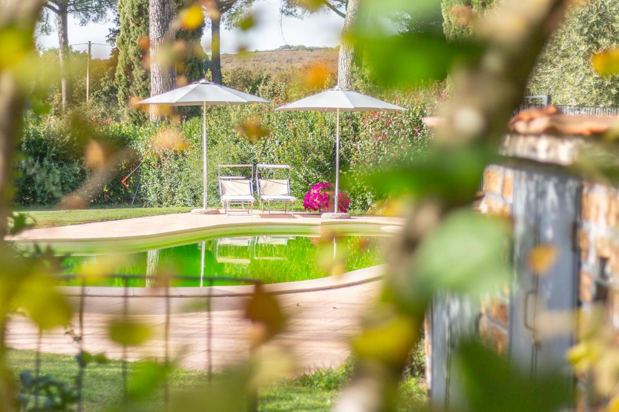 Ai Due Cedri Guest House Capranica Bagian luar foto
