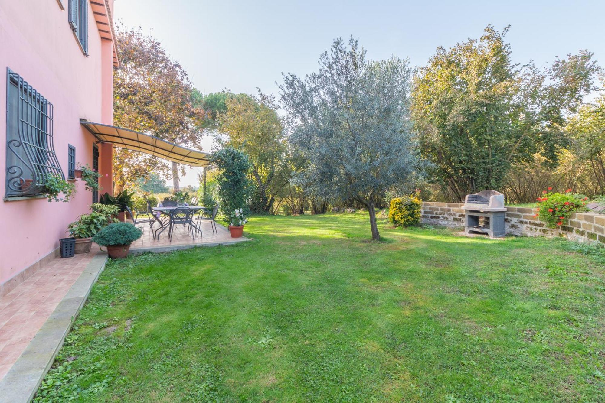 Ai Due Cedri Guest House Capranica Bagian luar foto