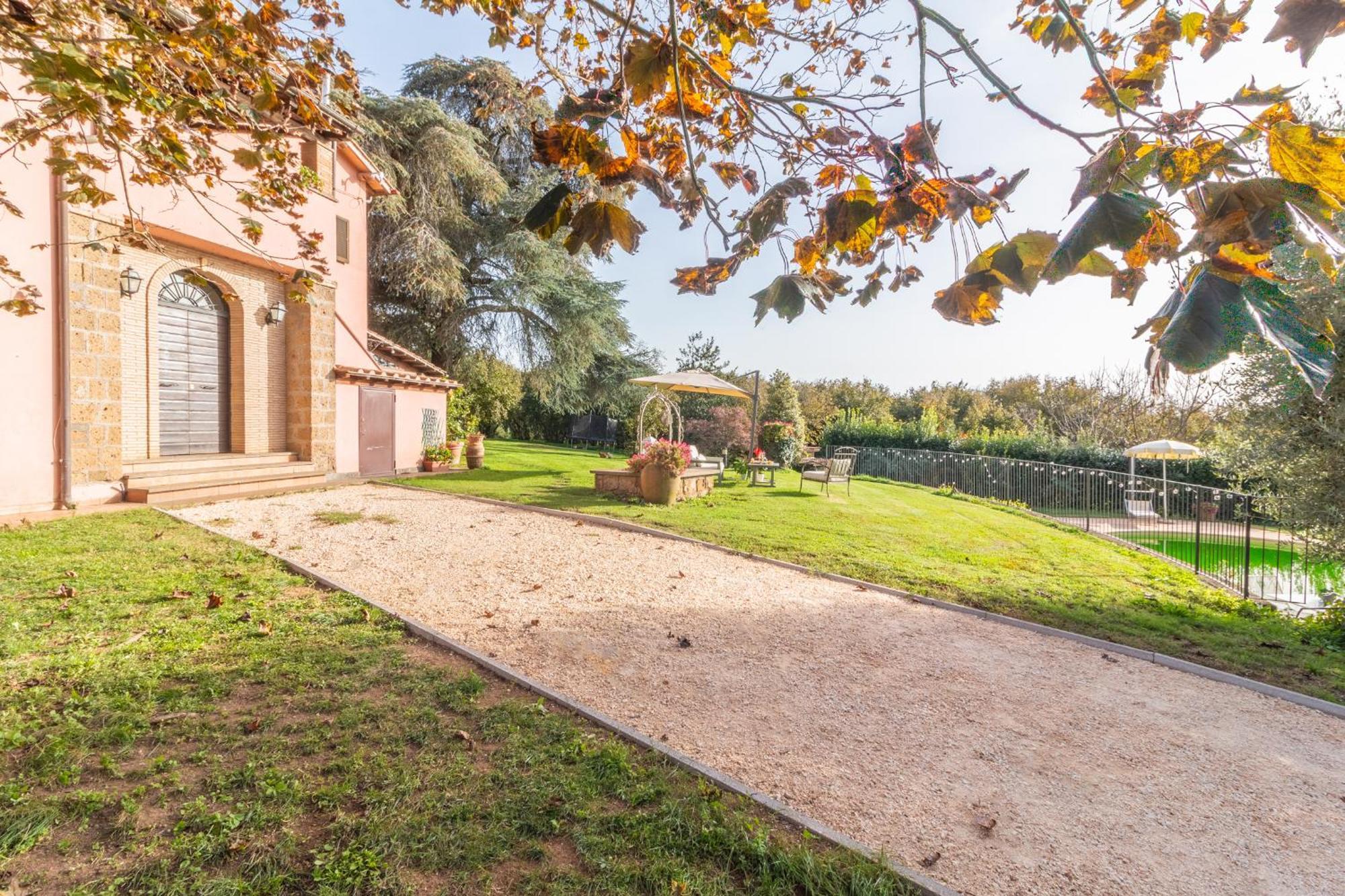 Ai Due Cedri Guest House Capranica Bagian luar foto