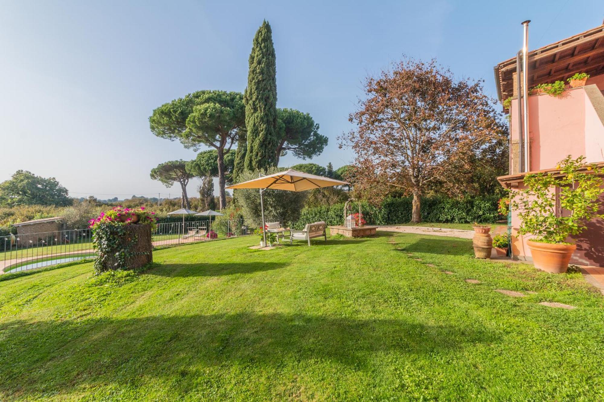Ai Due Cedri Guest House Capranica Bagian luar foto