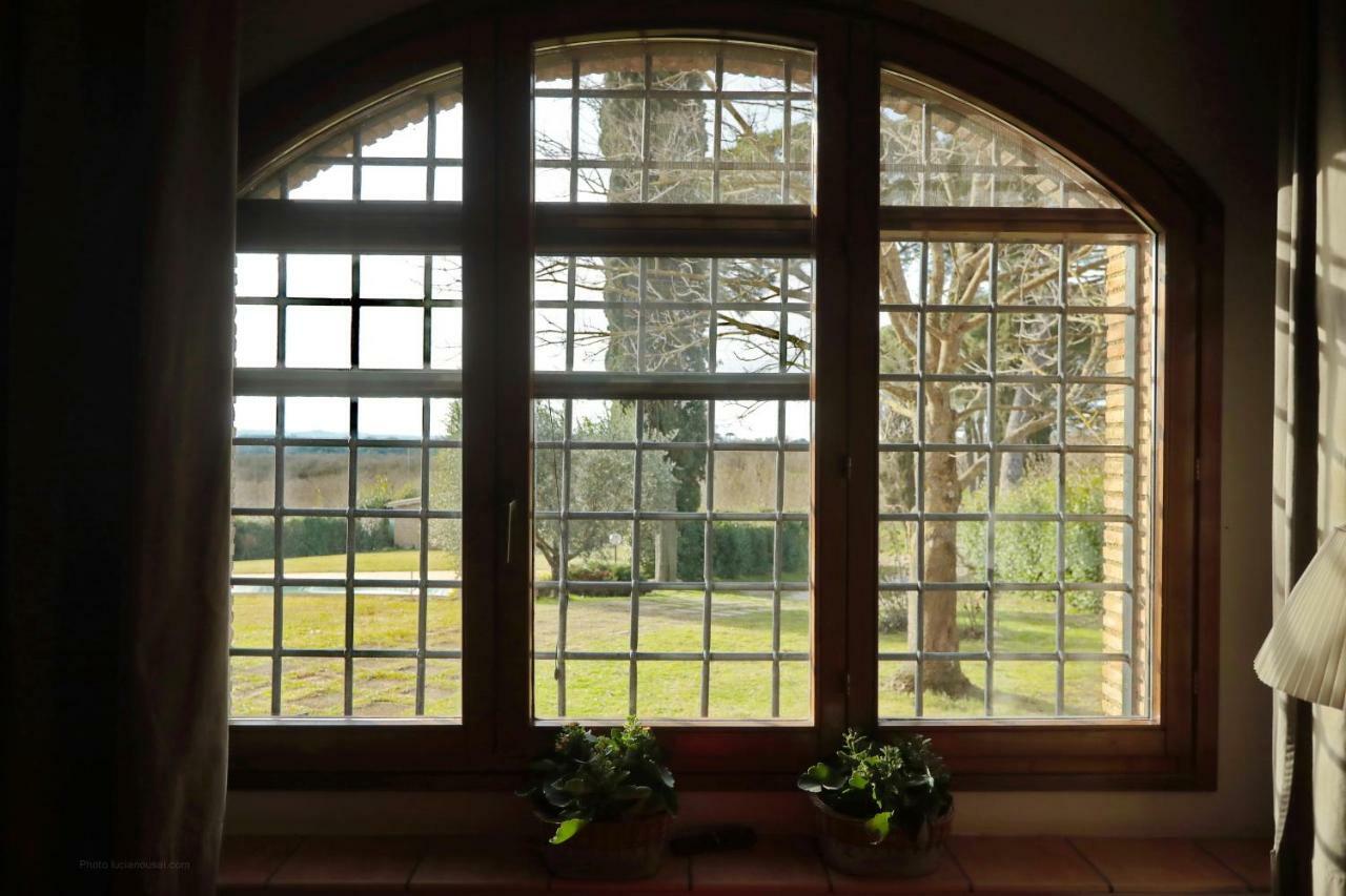 Ai Due Cedri Guest House Capranica Bagian luar foto